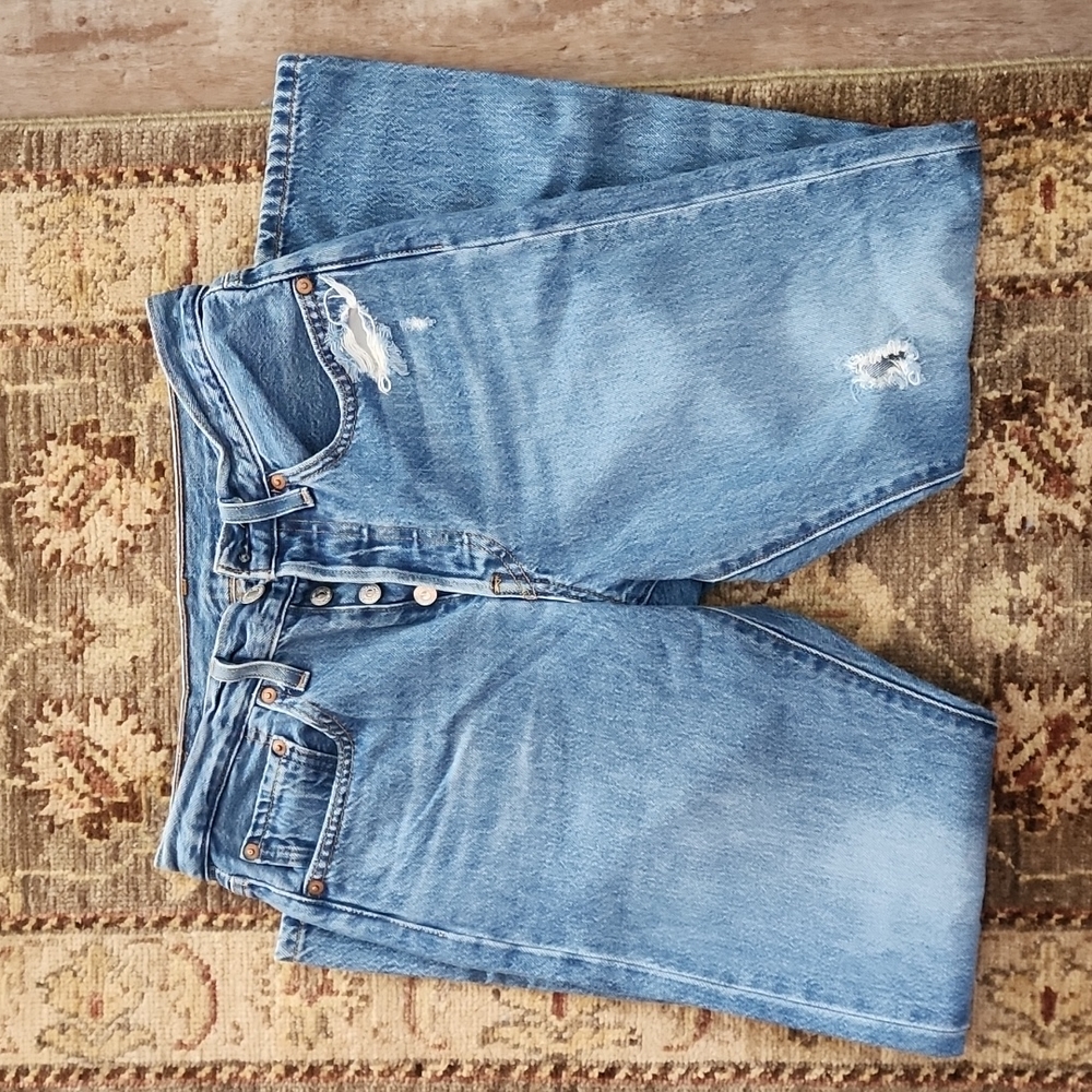 Levis 501 jeans